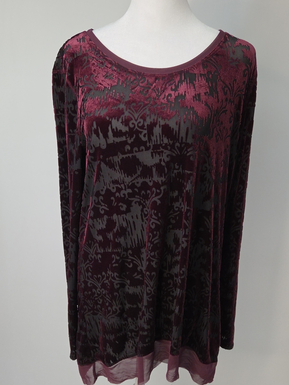 Vera Wang Sheer with Burgundy Burnout Crew Neck Tunic Top Sz:L Crepe Hem